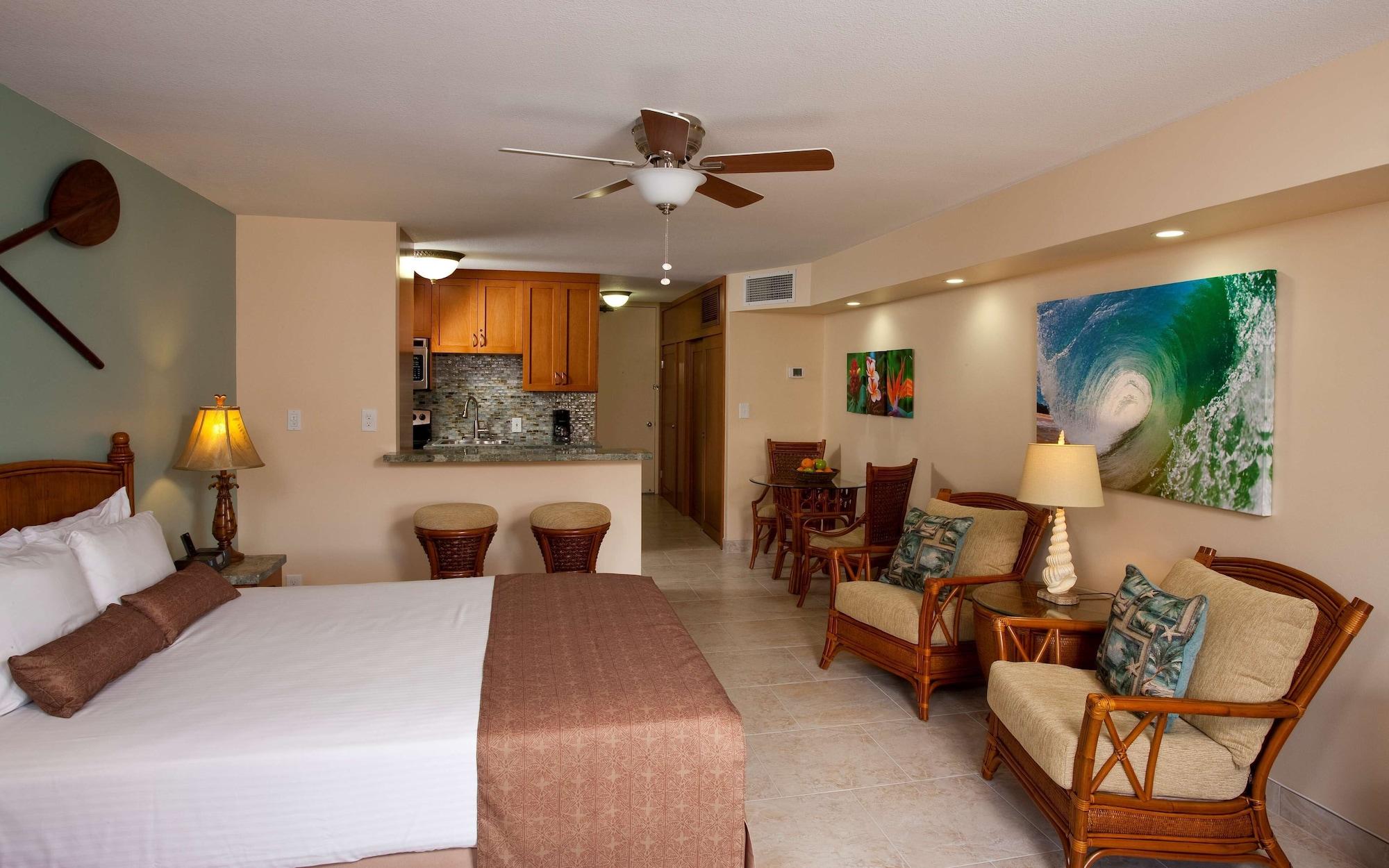 Lahaina Shores Beach Resort Exterior photo